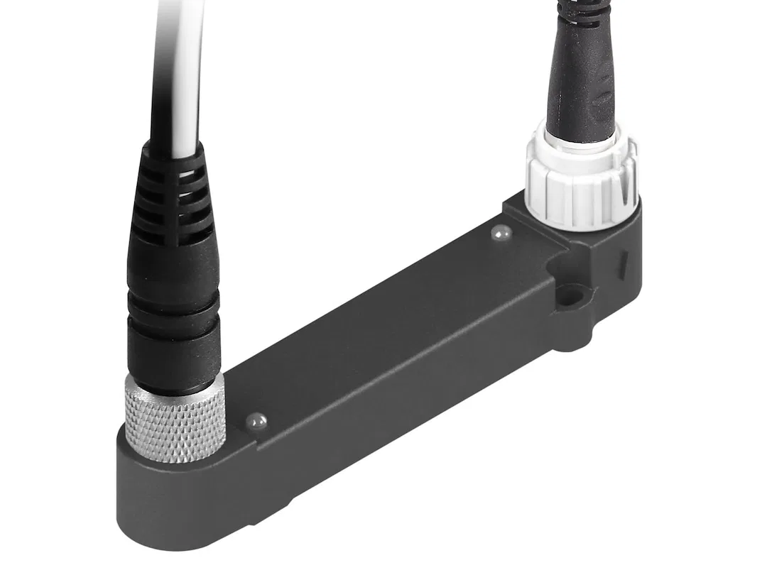 E70227 – RAYMARINE Autopilot Cable, ECI-100, Universal Engine And Control Interface. Connects Engine Instrumentation ...